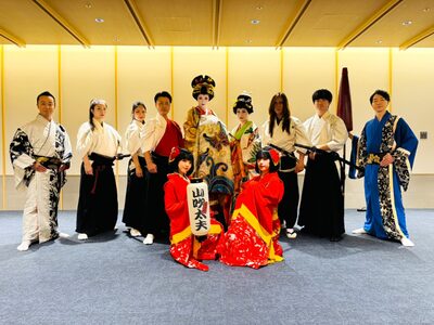 花魁ショーとサムライショー
